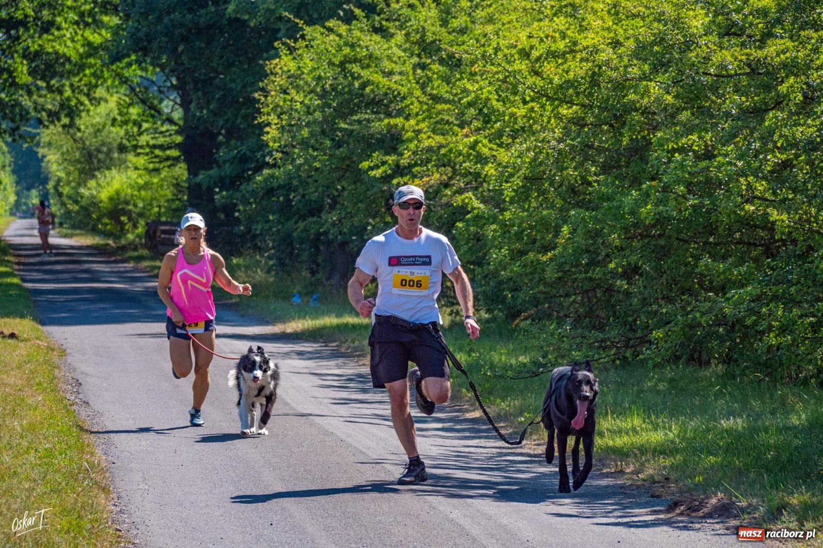 Zdjęcie w galerii na portalu naszraciborz.pl: Dogtrekking w Nędzy przyciągnął tłumy. Sport i pomoc zwierzętom podczas VI Festiwalu Górnej Odry [FOTO] wiadomości z regionu