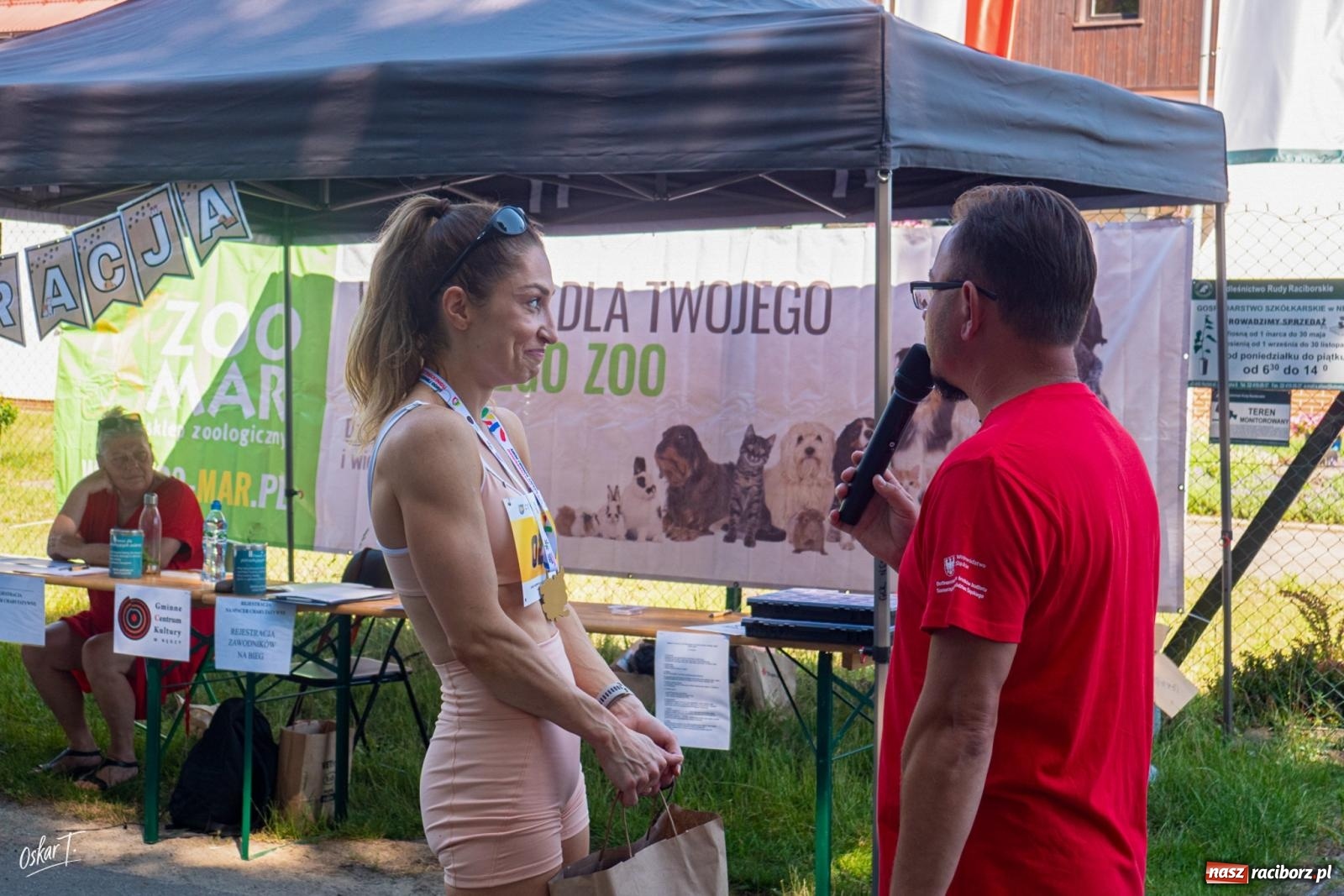 Zdjęcie w galerii na portalu naszraciborz.pl: Dogtrekking w Nędzy przyciągnął tłumy. Sport i pomoc zwierzętom podczas VI Festiwalu Górnej Odry [FOTO] wiadomości z regionu