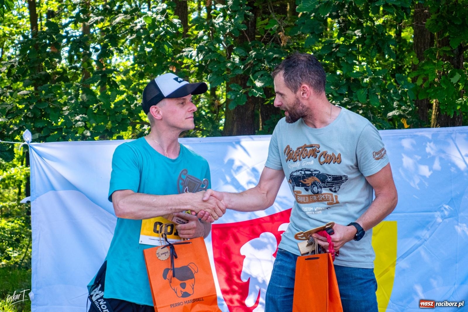 Zdjęcie w galerii na portalu naszraciborz.pl: Dogtrekking w Nędzy przyciągnął tłumy. Sport i pomoc zwierzętom podczas VI Festiwalu Górnej Odry [FOTO] wiadomości z regionu
