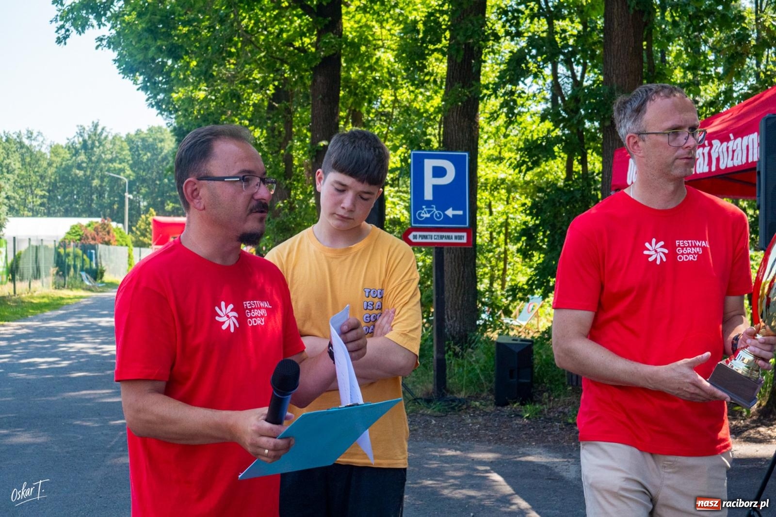 Zdjęcie w galerii na portalu naszraciborz.pl: Dogtrekking w Nędzy przyciągnął tłumy. Sport i pomoc zwierzętom podczas VI Festiwalu Górnej Odry [FOTO] wiadomości z regionu