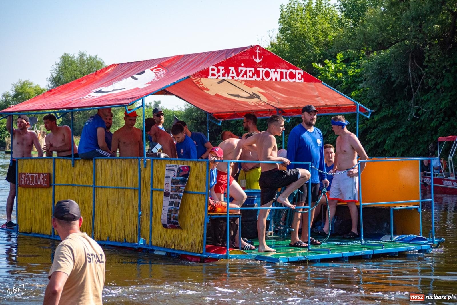 Zdjęcie w galerii na portalu naszraciborz.pl: XXVII Pływadła na półmetku w Turzu [FOTO] wiadomości z regionu