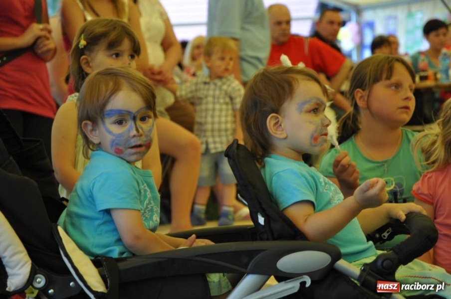Zdjęcie w galerii na portalu naszraciborz.pl: Moc dziecięcej radości w Szymocicach wiadomości z regionu