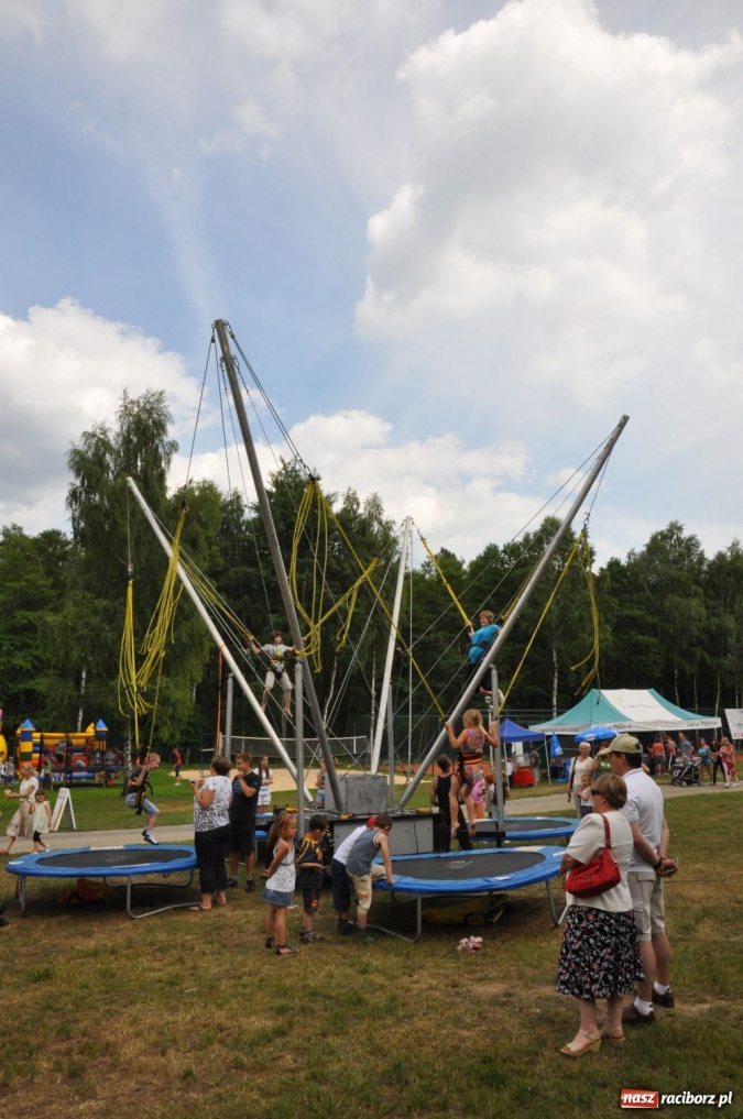 Zdjęcie w galerii na portalu naszraciborz.pl: Moc dziecięcej radości w Szymocicach wiadomości z regionu