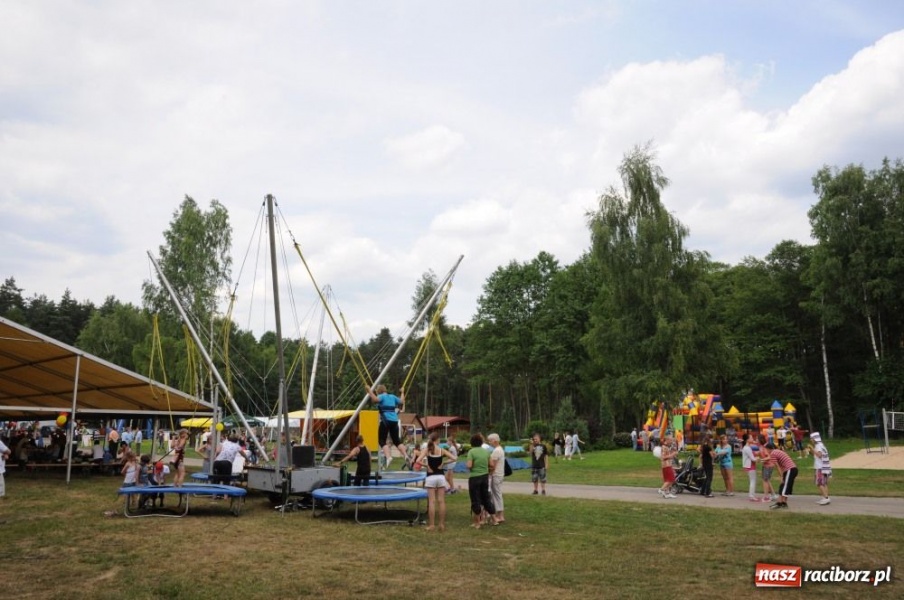 Zdjęcie w galerii na portalu naszraciborz.pl: Moc dziecięcej radości w Szymocicach wiadomości z regionu