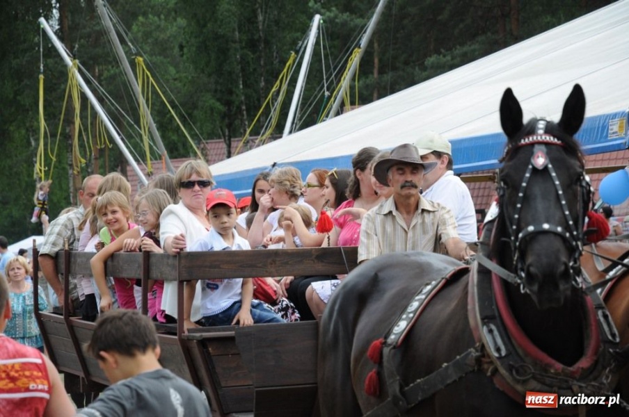 Zdjęcie w galerii na portalu naszraciborz.pl: Moc dziecięcej radości w Szymocicach wiadomości z regionu