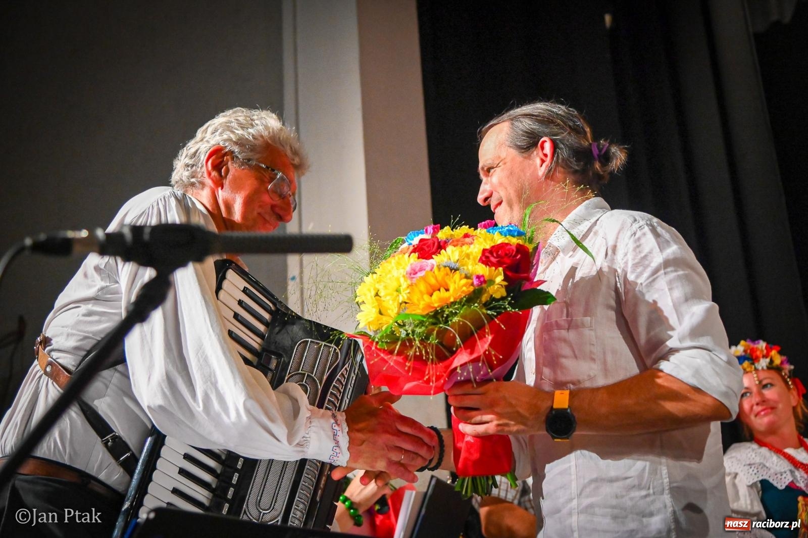Zdjęcie w galerii na portalu naszraciborz.pl: 20 lat Strzechy Seniorów. Jubileuszowy koncert przeniesiony pod dach wiadomości z regionu