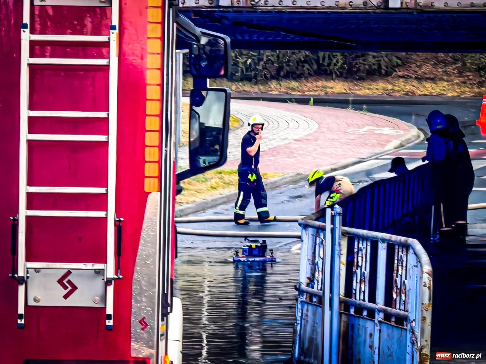Zdjęcie w galerii na portalu naszraciborz.pl: Nawałnica nad powiatem raciborskim. Strażacy interweniowali już 20 razy wiadomości z regionu