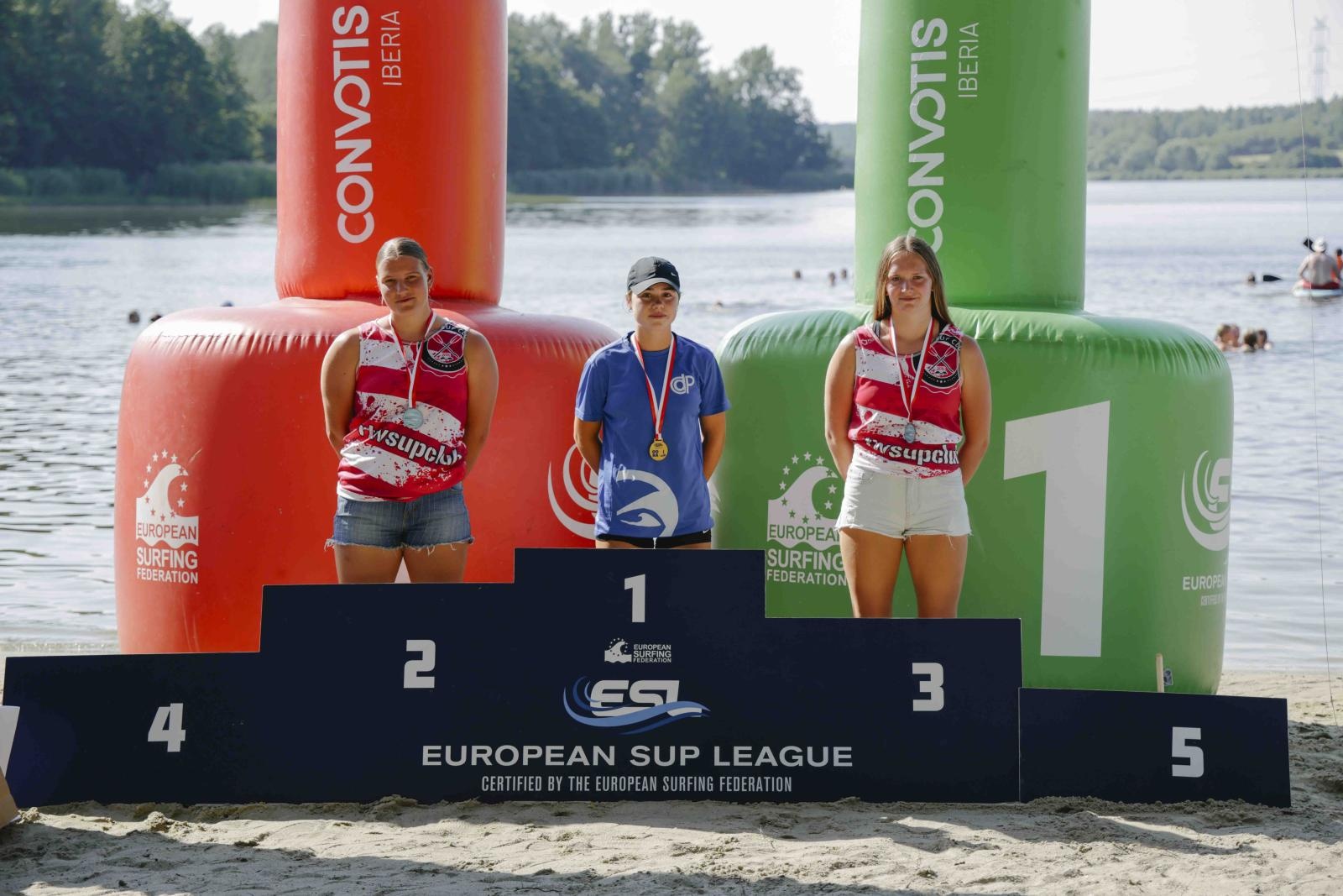 Zdjęcie w galerii na portalu naszraciborz.pl: RTW Racibórz z medalami podczas ODRA SUP CUP 2026. Udany występ na arenie międzynarodowej wiadomości z regionu