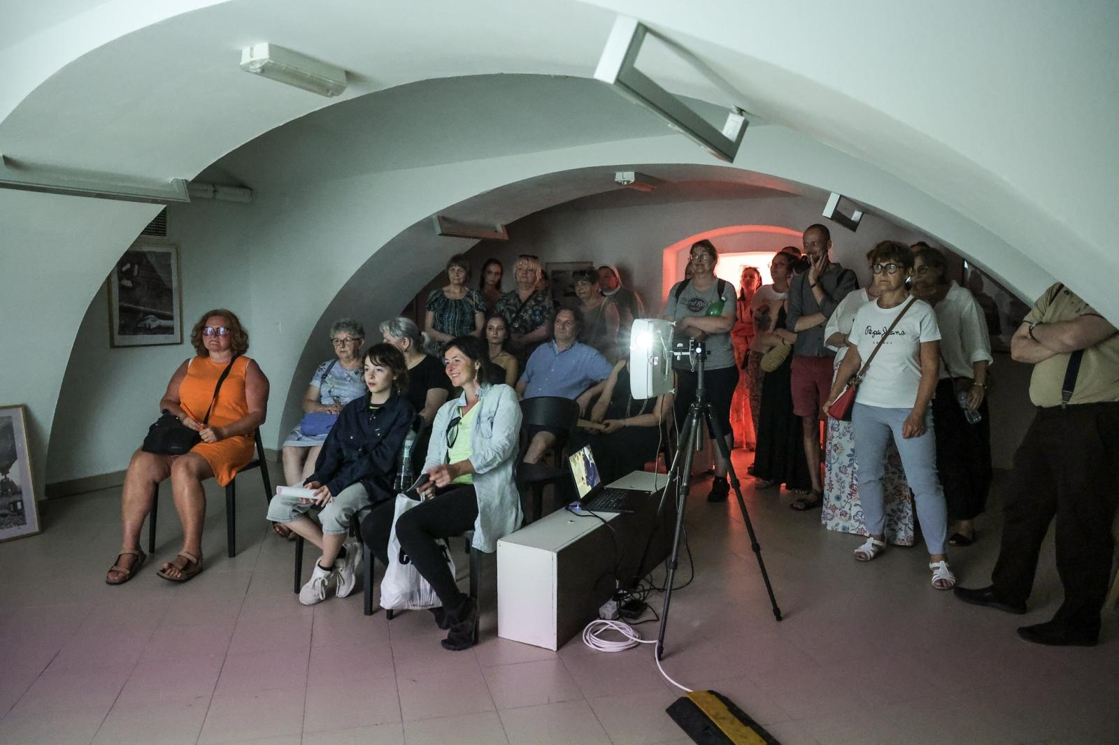 Zdjęcie w galerii na portalu naszraciborz.pl: 25 lat RCK, 2051 i IV NOC KULTURY, która nadal trwa! W piątek i sobotę multimedialna wystawa w Labiryncie wiadomości z regionu