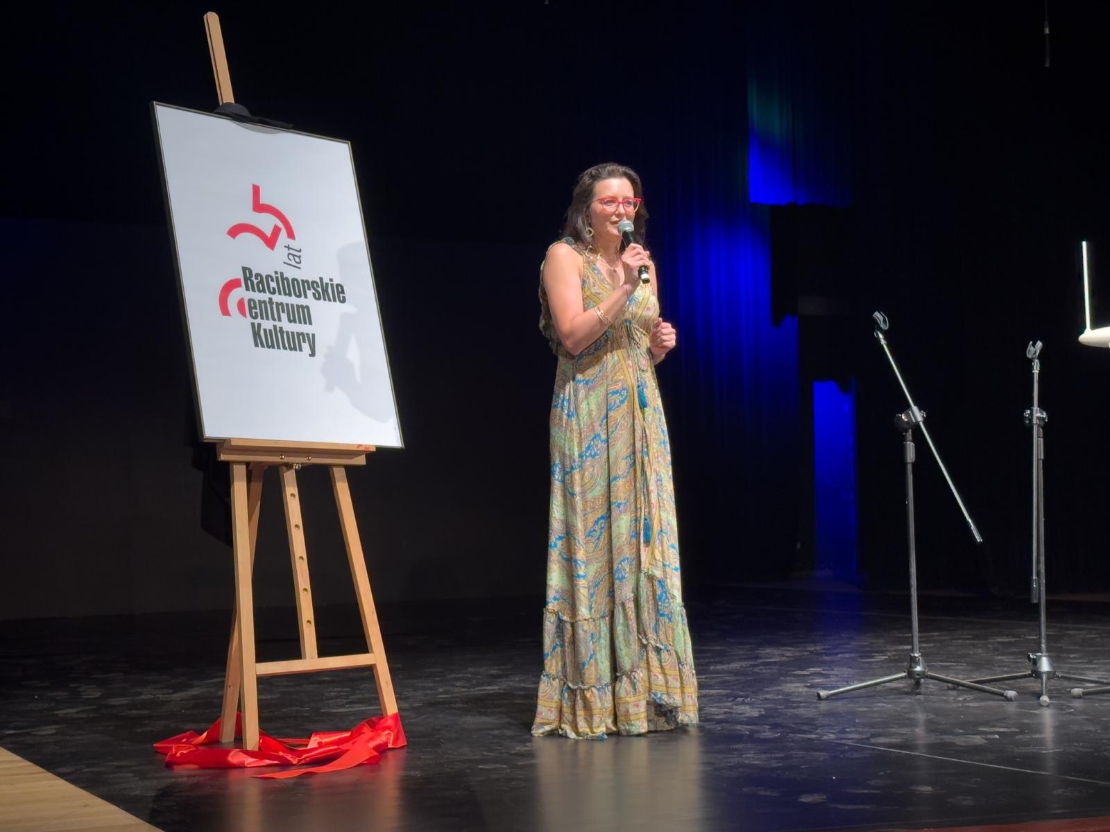 Zdjęcie w galerii na portalu naszraciborz.pl: 25 lat RCK, 2051 i IV NOC KULTURY, która nadal trwa! W piątek i sobotę multimedialna wystawa w Labiryncie wiadomości z regionu