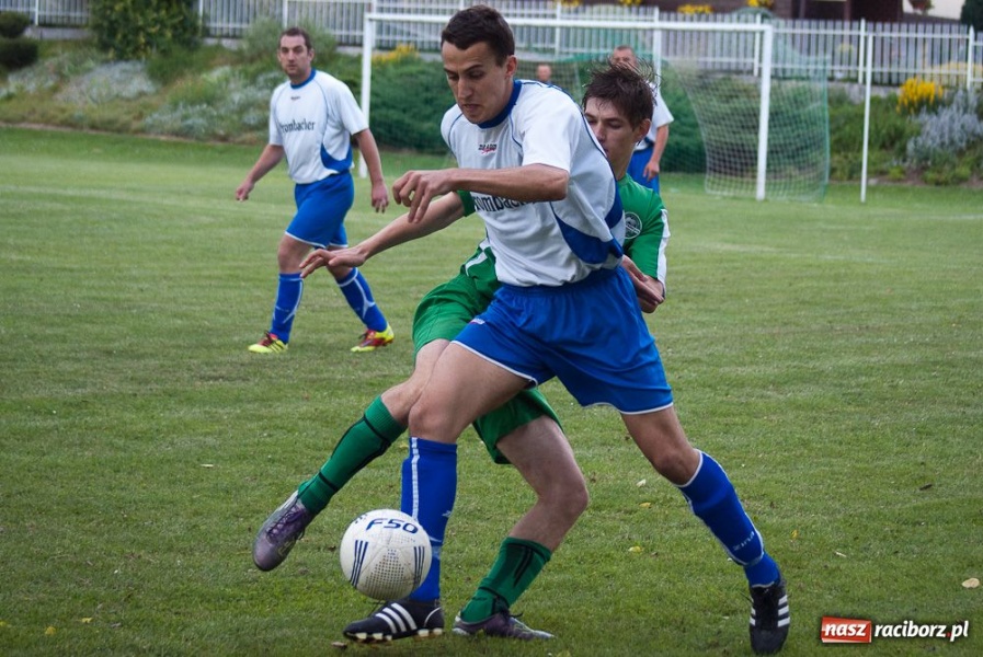 Zdjęcie w galerii na portalu naszraciborz.pl: Wygrana Pietraszyna. Nadgorliwy sędzia wiadomości z regionu