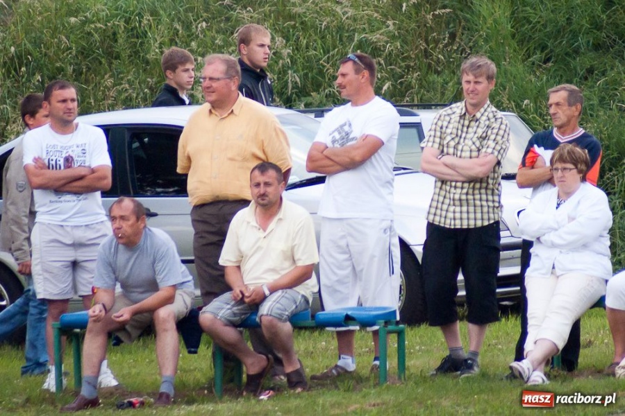 Zdjęcie w galerii na portalu naszraciborz.pl: Wygrana Pietraszyna. Nadgorliwy sędzia wiadomości z regionu