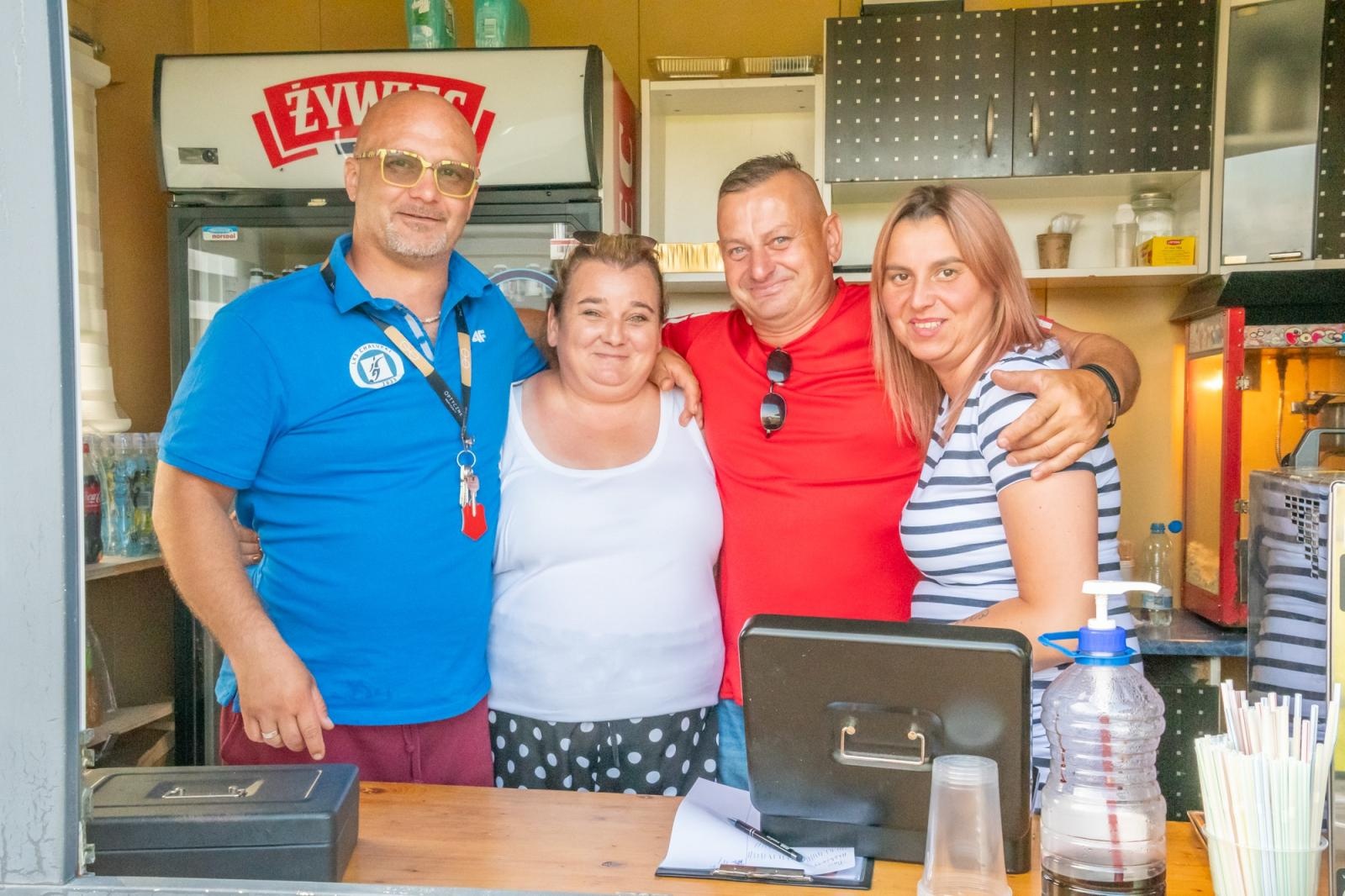 Zdjęcie w galerii na portalu naszraciborz.pl: Emocje, rywalizacja i piłkarska pasja w Chałupkach. Podsumowanie Międzynarodowego Turnieju Oldbojów wiadomości z regionu
