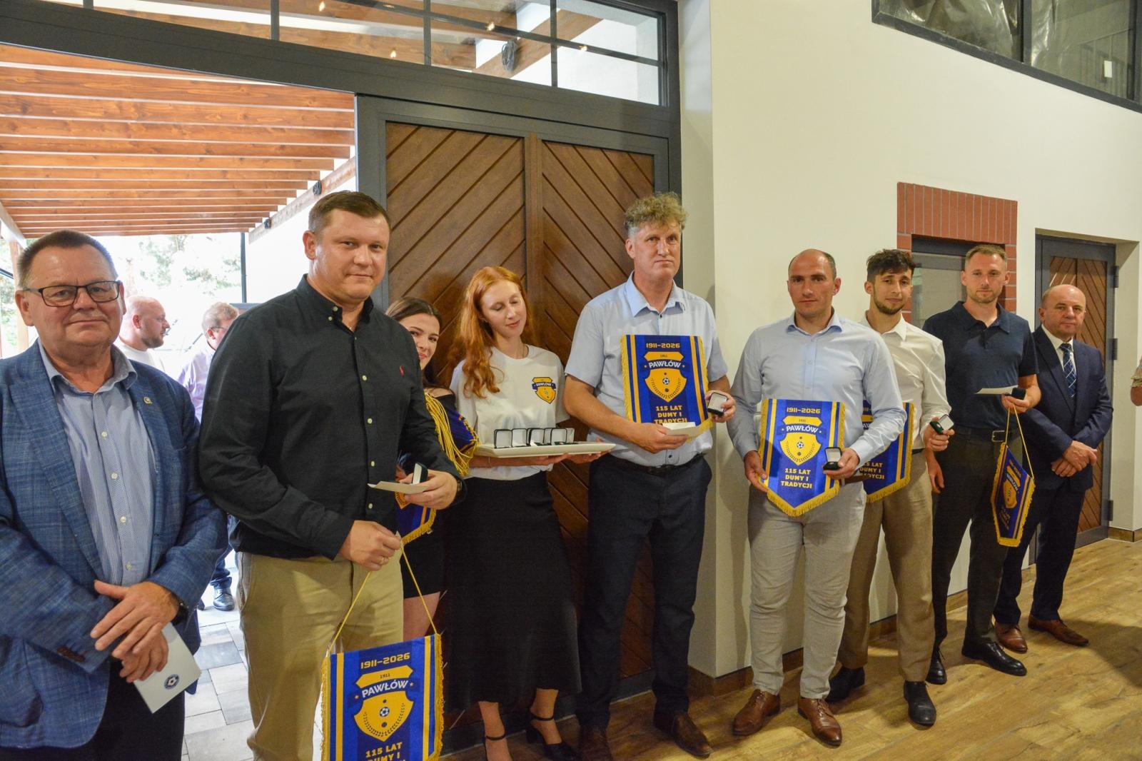 Zdjęcie w galerii na portalu naszraciborz.pl: LKS Pawłów świętuje 115-lecie. Jubileusz z historią i odznaczeniami wiadomości z regionu