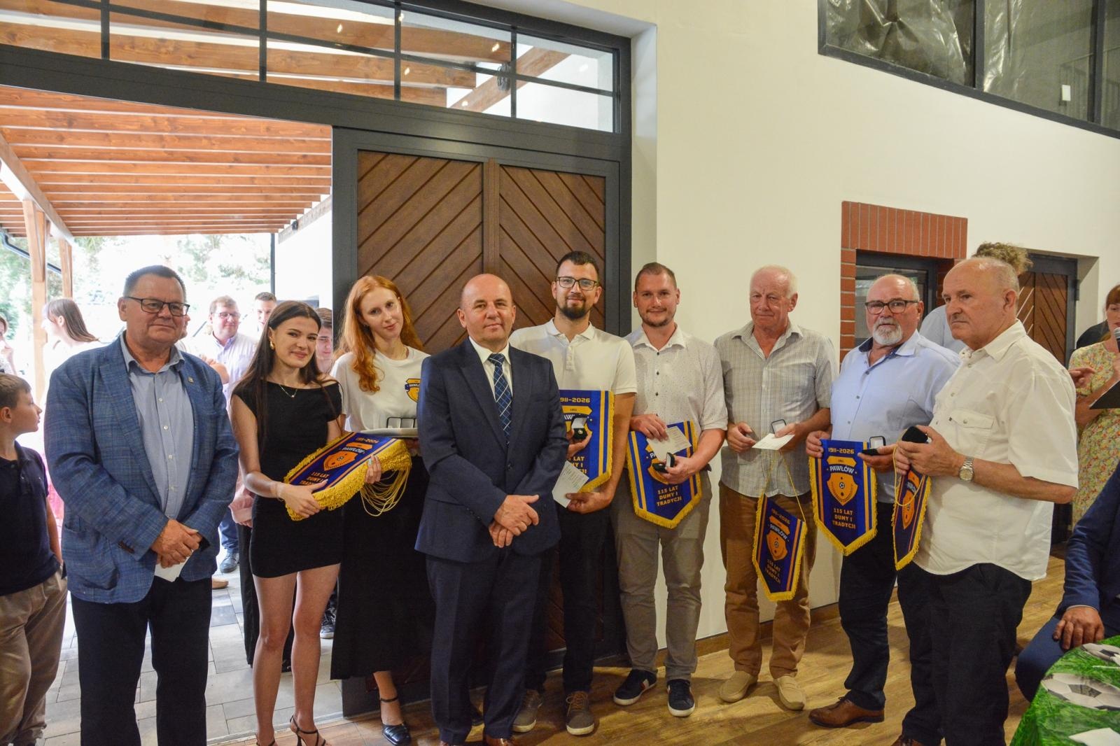 Zdjęcie w galerii na portalu naszraciborz.pl: LKS Pawłów świętuje 115-lecie. Jubileusz z historią i odznaczeniami wiadomości z regionu