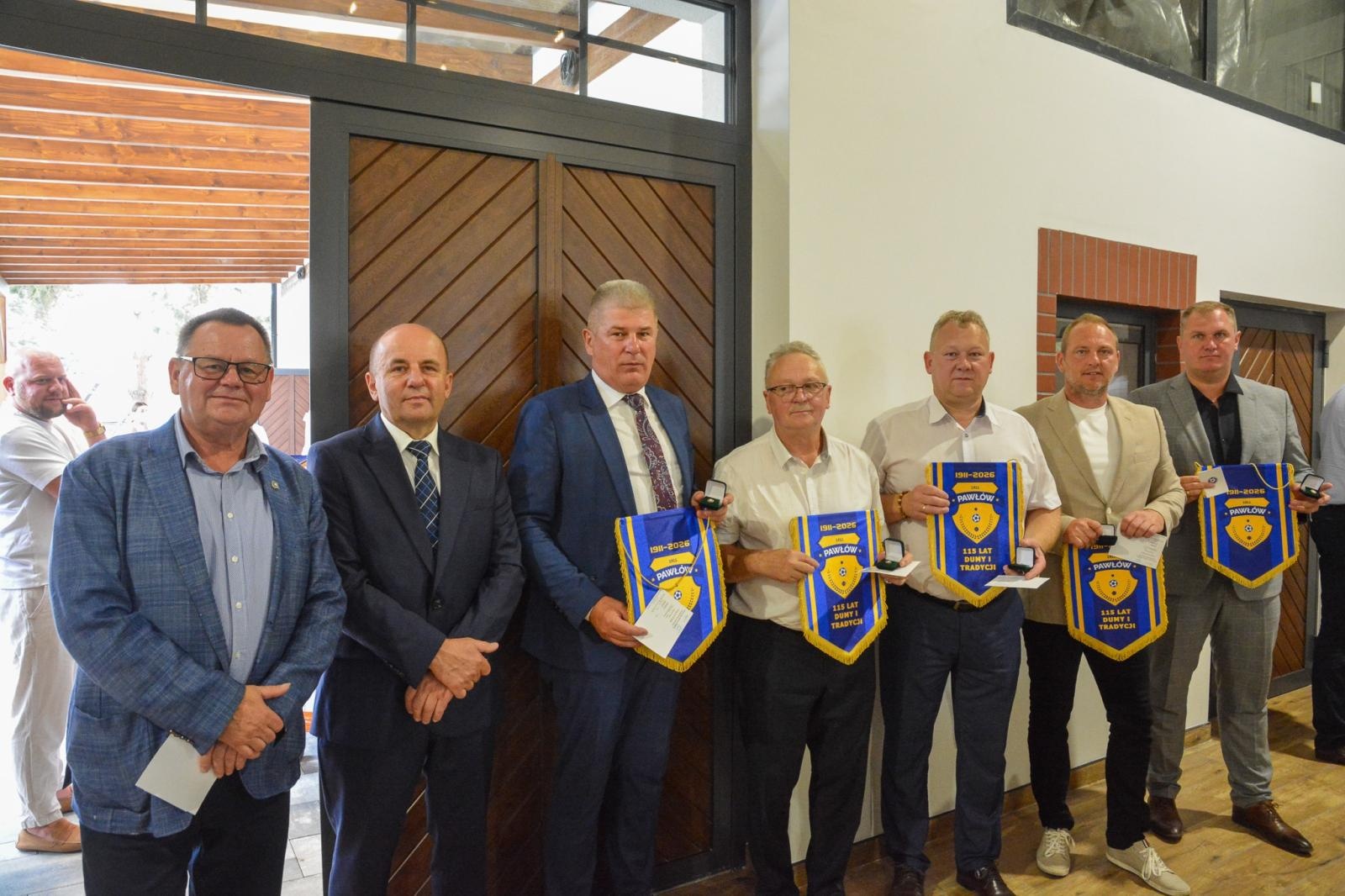 Zdjęcie w galerii na portalu naszraciborz.pl: LKS Pawłów świętuje 115-lecie. Jubileusz z historią i odznaczeniami wiadomości z regionu