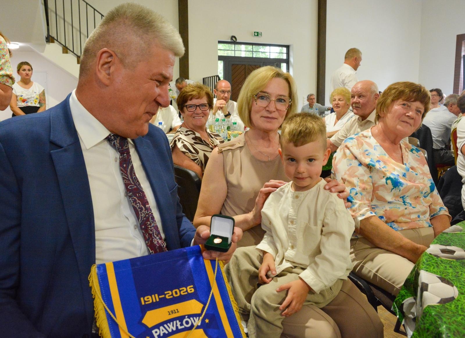 Zdjęcie w galerii na portalu naszraciborz.pl: LKS Pawłów świętuje 115-lecie. Jubileusz z historią i odznaczeniami wiadomości z regionu
