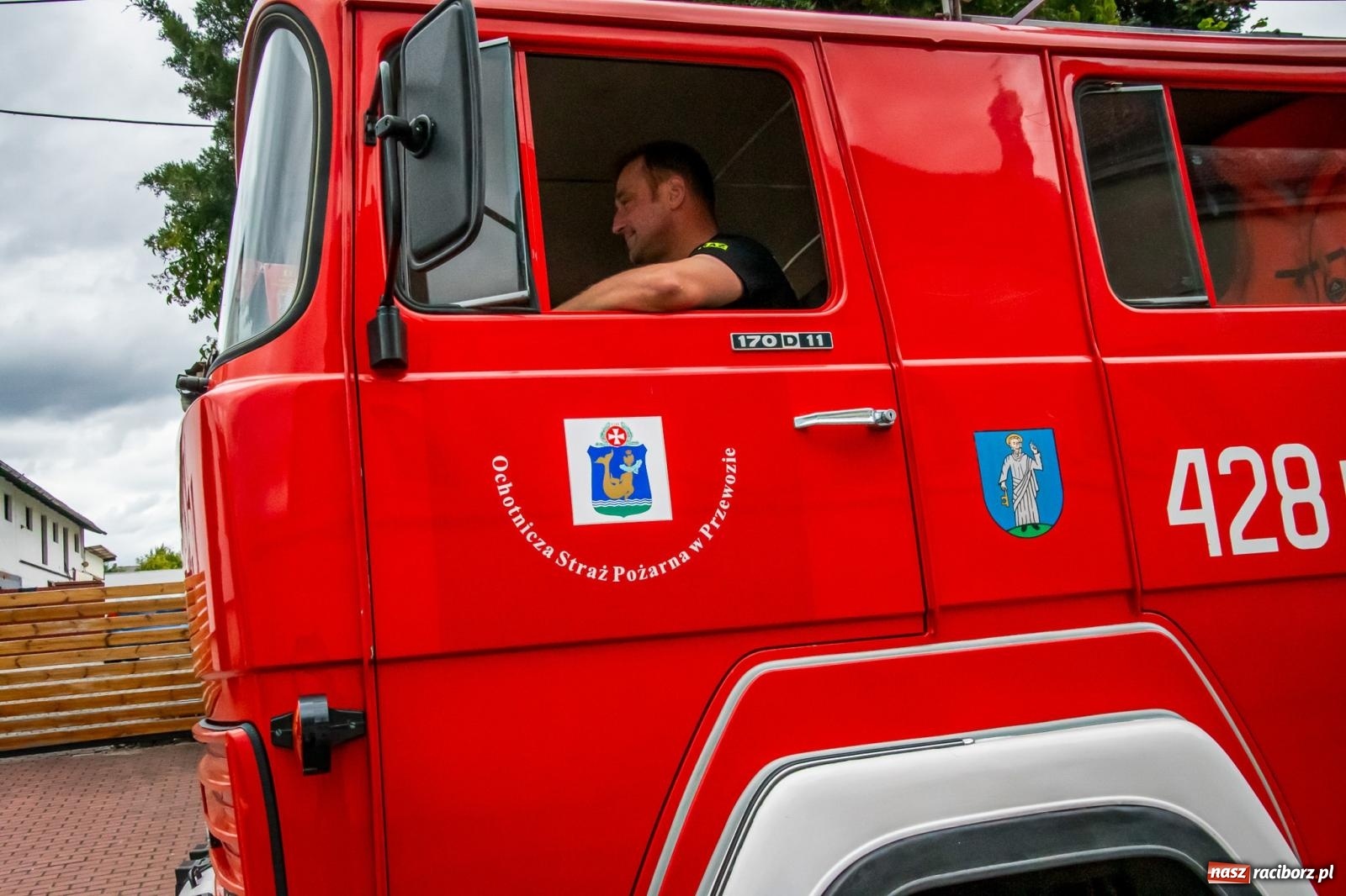 Zdjęcie w galerii na portalu naszraciborz.pl: Strażacka tradycja w nowoczesnym wydaniu: Kto okazał się bezkonkurencyjny w Bieńkowicach? wiadomości z regionu