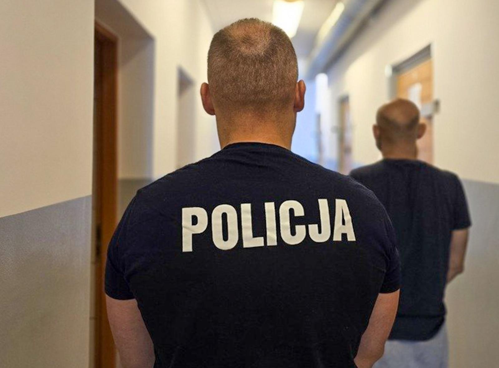 Zdjęcie w galerii na portalu naszraciborz.pl: Tymczasowy areszt dla dwóch obywateli Czech po kradzieży portfela i próbie wypłaty pieniędzy wiadomości z regionu