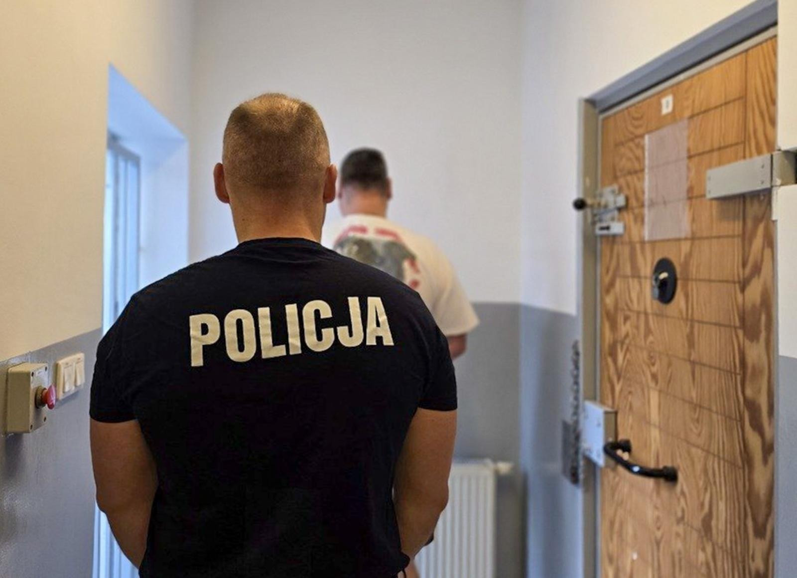 Zdjęcie w galerii na portalu naszraciborz.pl: Tymczasowy areszt dla dwóch obywateli Czech po kradzieży portfela i próbie wypłaty pieniędzy wiadomości z regionu