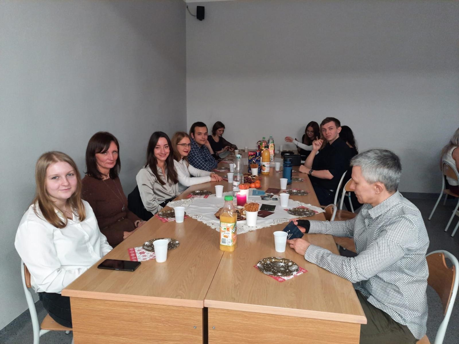 Zdjęcie w galerii na portalu naszraciborz.pl: Nie uczymy języków. Kształcimy ludzi, którzy będą tworzyć przyszłość komunikacji wiadomości z regionu