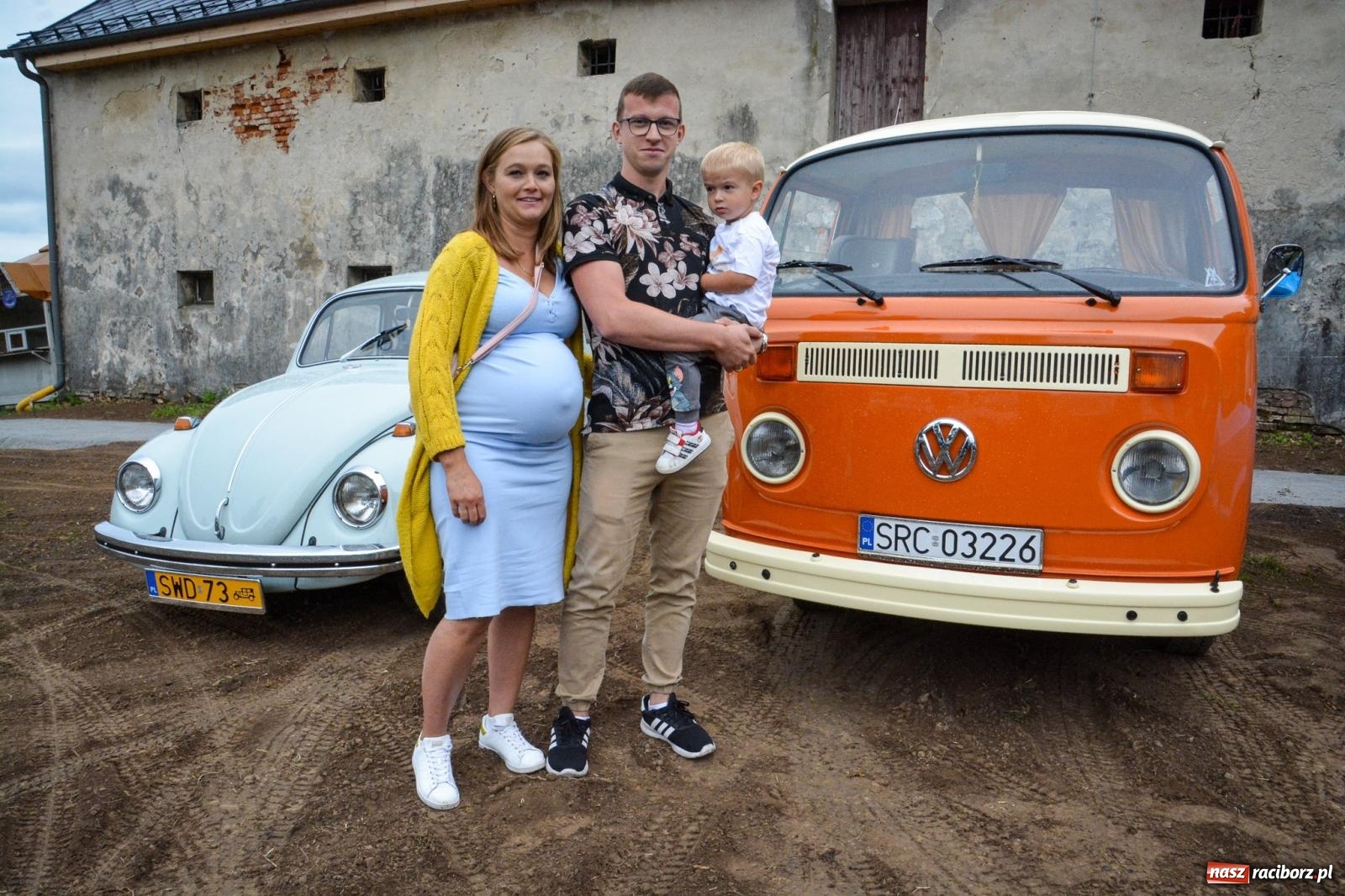 Zdjęcie w galerii na portalu naszraciborz.pl: Deszcz nie przestraszył fanów motoryzacji. Zlot w Sławikowie [FOTO] wiadomości z regionu