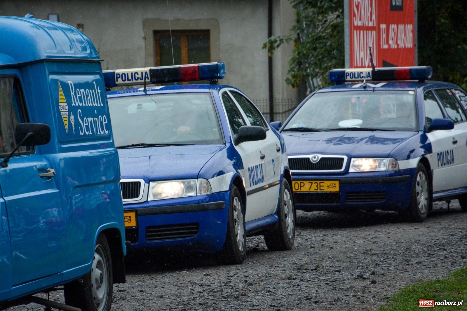 Zdjęcie w galerii na portalu naszraciborz.pl: Deszcz nie przestraszył fanów motoryzacji. Zlot w Sławikowie [FOTO] wiadomości z regionu