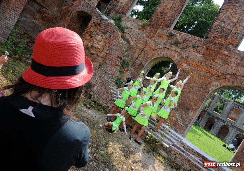 Zdjęcie w galerii na portalu naszraciborz.pl: W Tworkowie wybierali Miss-15 wiadomości z regionu