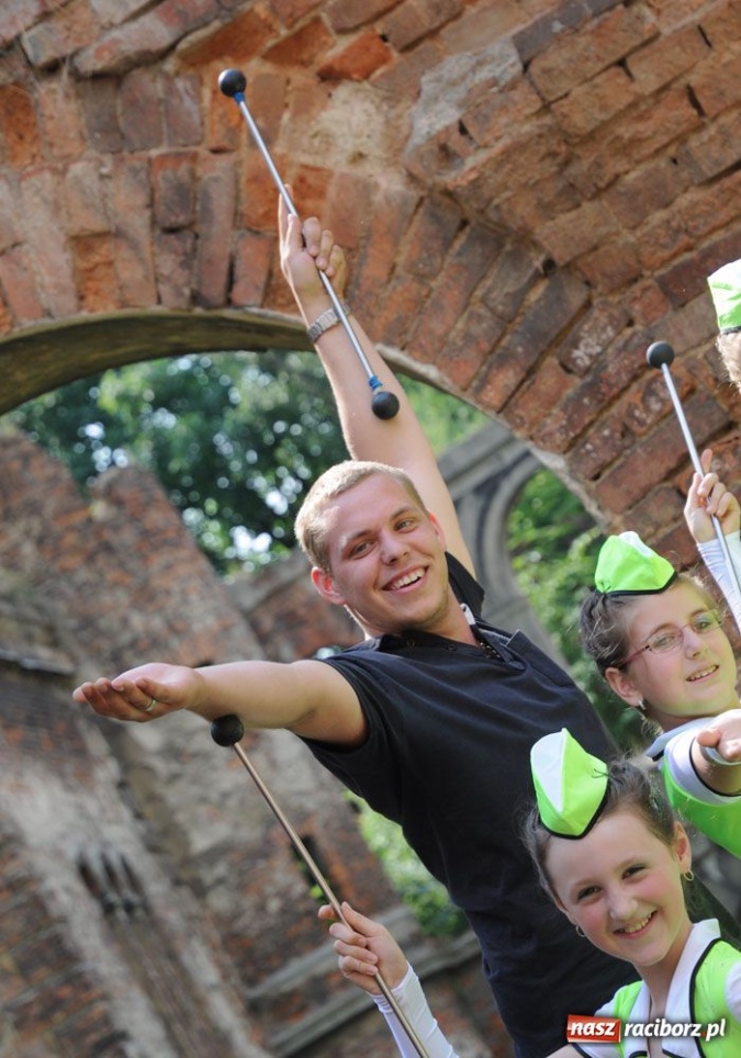 Zdjęcie w galerii na portalu naszraciborz.pl: W Tworkowie wybierali Miss-15 wiadomości z regionu