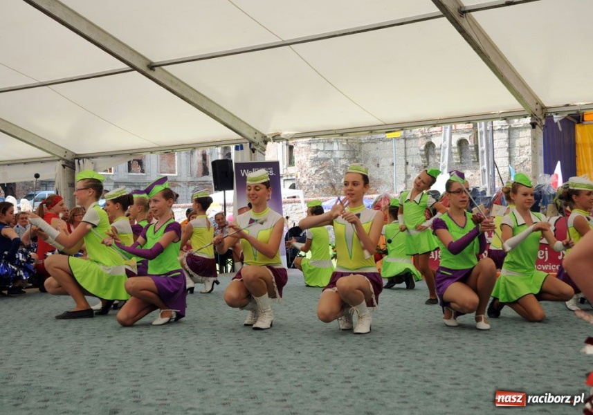 Zdjęcie w galerii na portalu naszraciborz.pl: W Tworkowie wybierali Miss-15 wiadomości z regionu