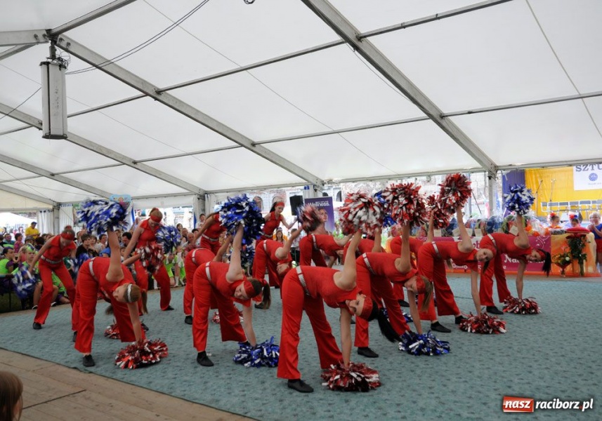 Zdjęcie w galerii na portalu naszraciborz.pl: W Tworkowie wybierali Miss-15 wiadomości z regionu