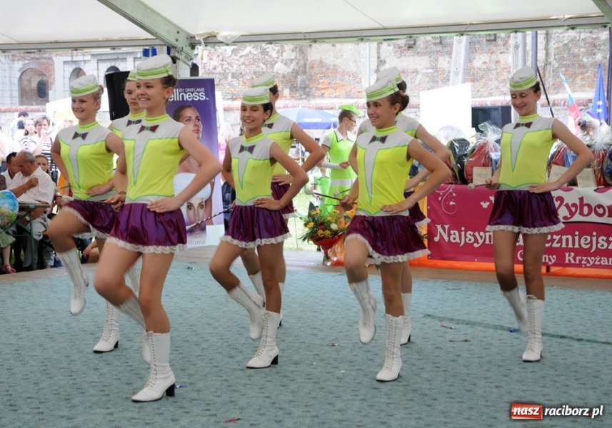 Zdjęcie w galerii na portalu naszraciborz.pl: W Tworkowie wybierali Miss-15 wiadomości z regionu