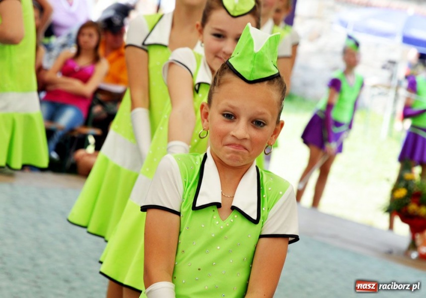 Zdjęcie w galerii na portalu naszraciborz.pl: W Tworkowie wybierali Miss-15 wiadomości z regionu