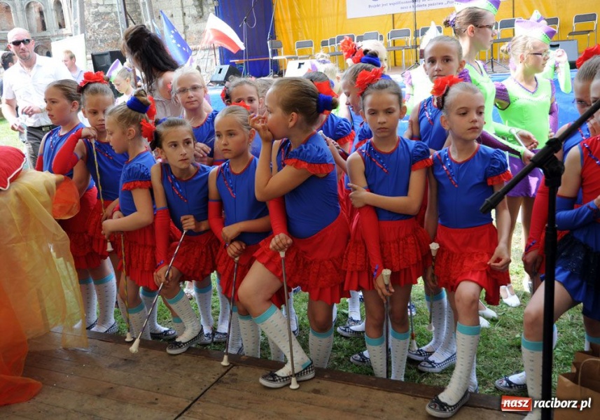 Zdjęcie w galerii na portalu naszraciborz.pl: W Tworkowie wybierali Miss-15 wiadomości z regionu
