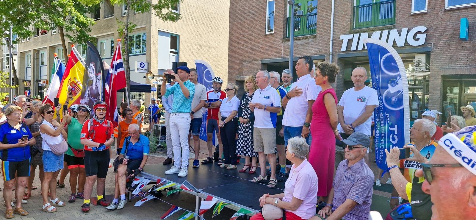 Zdjęcie w galerii na portalu naszraciborz.pl: Raciborscy turyści rowerowi na Europejskim Tygodniu Turystyki Rowerowej w Holandii wiadomości z regionu