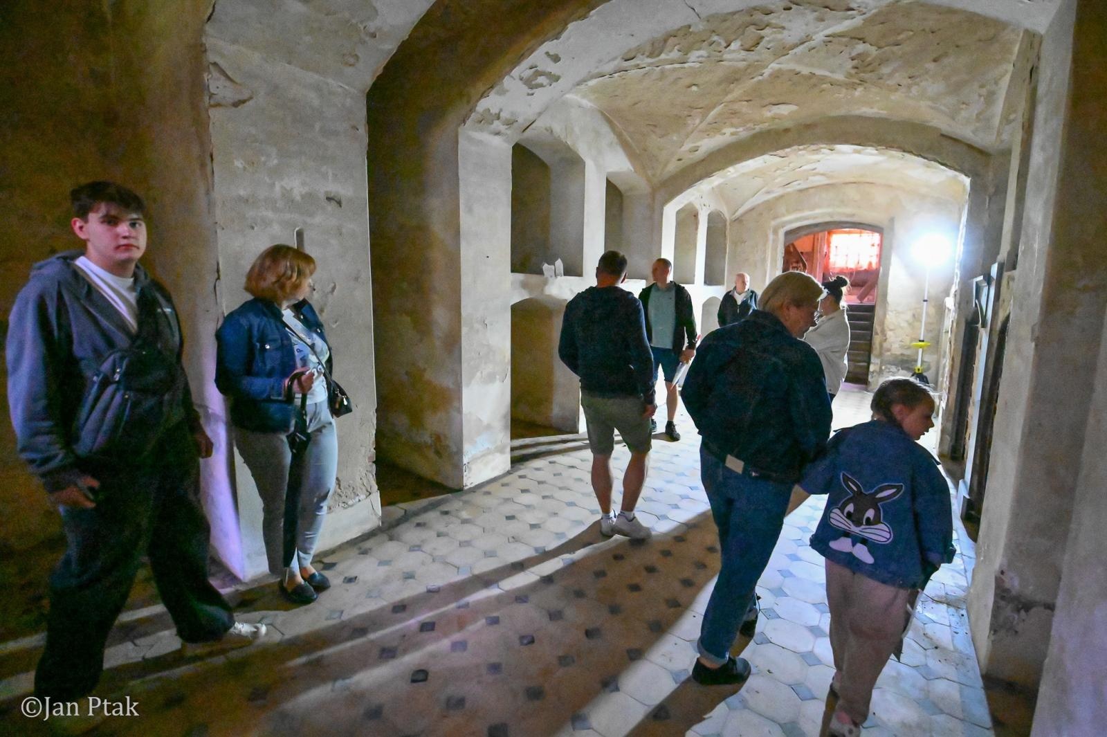 Zdjęcie w galerii na portalu naszraciborz.pl: Huczny powrót hrabiny. Tłumy na Fanny Days w Krowiarkach [FOTO i WIDEO] wiadomości z regionu