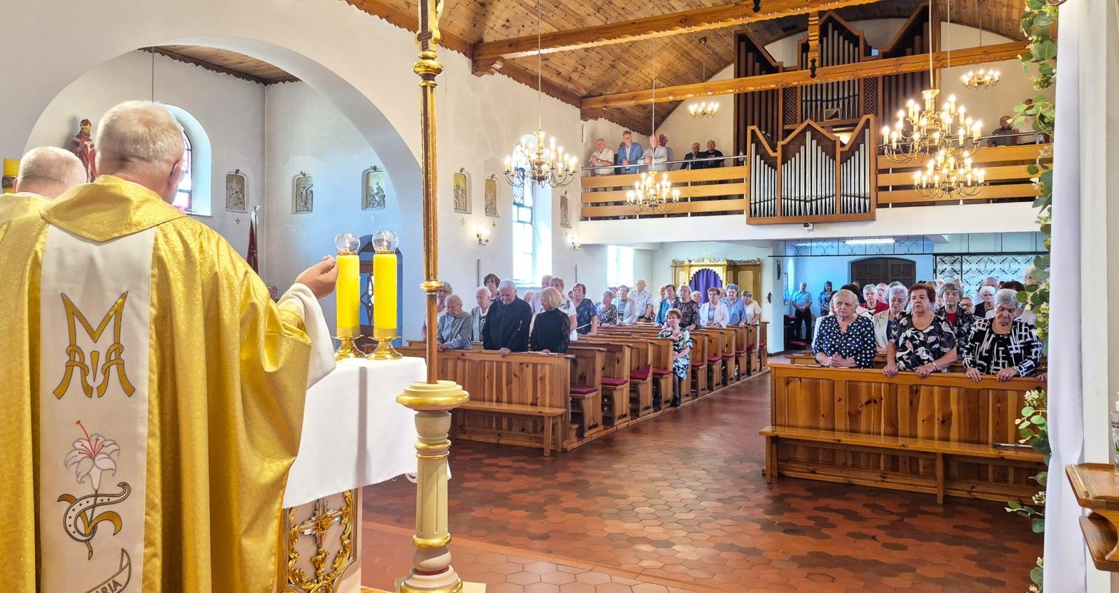 Zdjęcie w galerii na portalu naszraciborz.pl: Seniorzy z Raszczyc świętowali jubileusz Ogólnopolskiego Dnia Chorych. Za nimi 20 lat wyjątkowej inicjatywy wiadomości z regionu