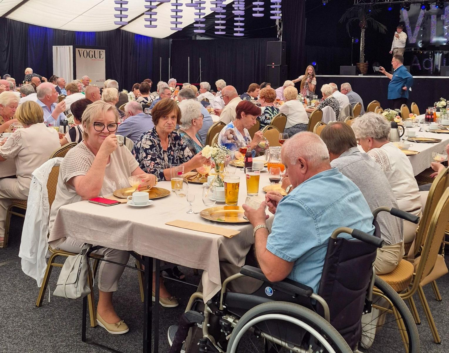 Zdjęcie w galerii na portalu naszraciborz.pl: Seniorzy z Raszczyc świętowali jubileusz Ogólnopolskiego Dnia Chorych. Za nimi 20 lat wyjątkowej inicjatywy wiadomości z regionu