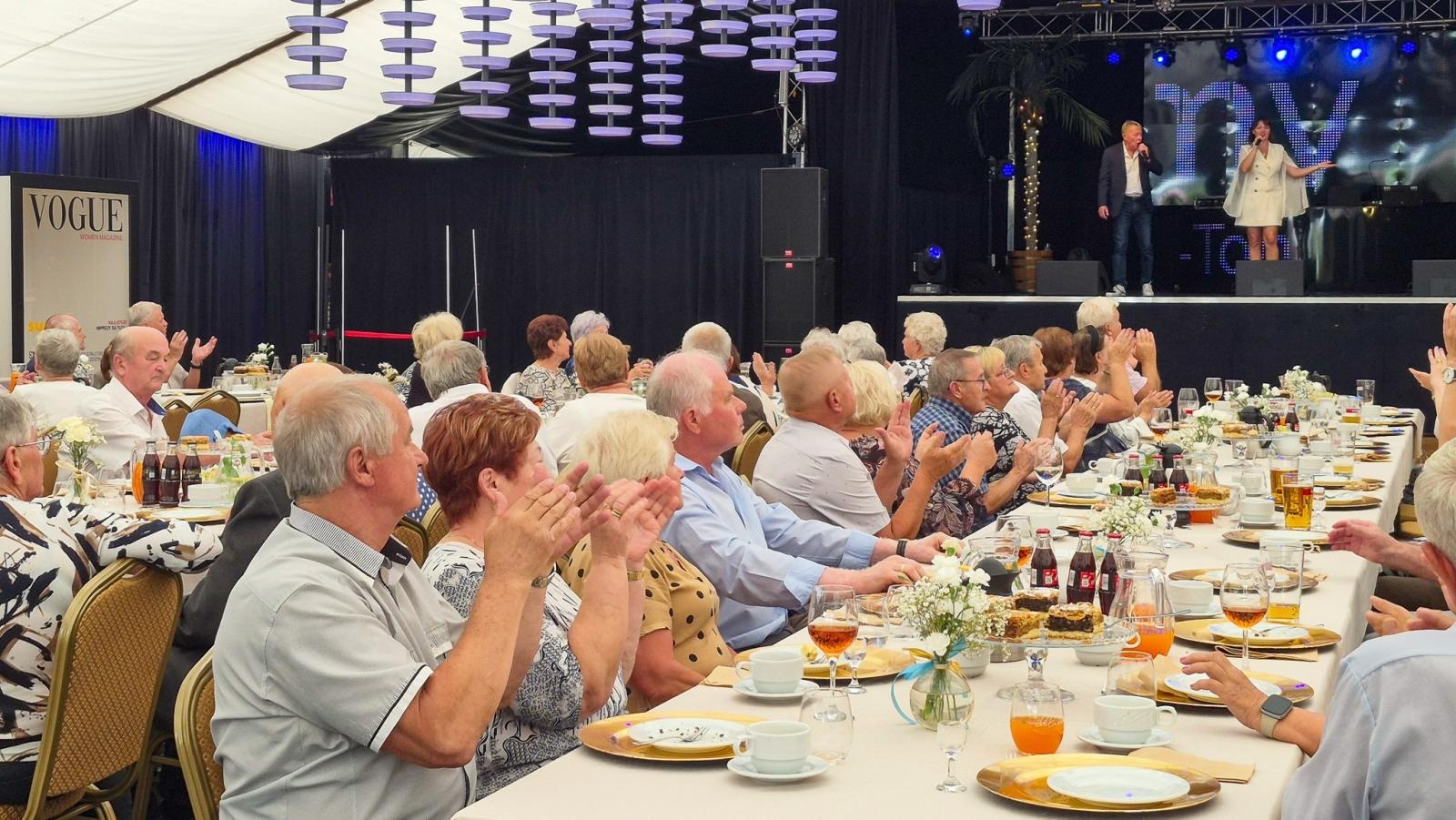 Zdjęcie w galerii na portalu naszraciborz.pl: Seniorzy z Raszczyc świętowali jubileusz Ogólnopolskiego Dnia Chorych. Za nimi 20 lat wyjątkowej inicjatywy wiadomości z regionu