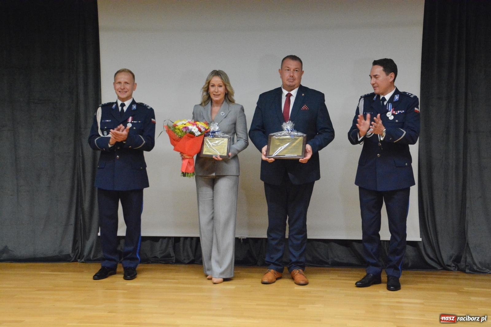 Zdjęcie w galerii na portalu naszraciborz.pl: Raciborska Policja świętowała na Zamku Piastowskim [FOTO i WIDEO] wiadomości z regionu