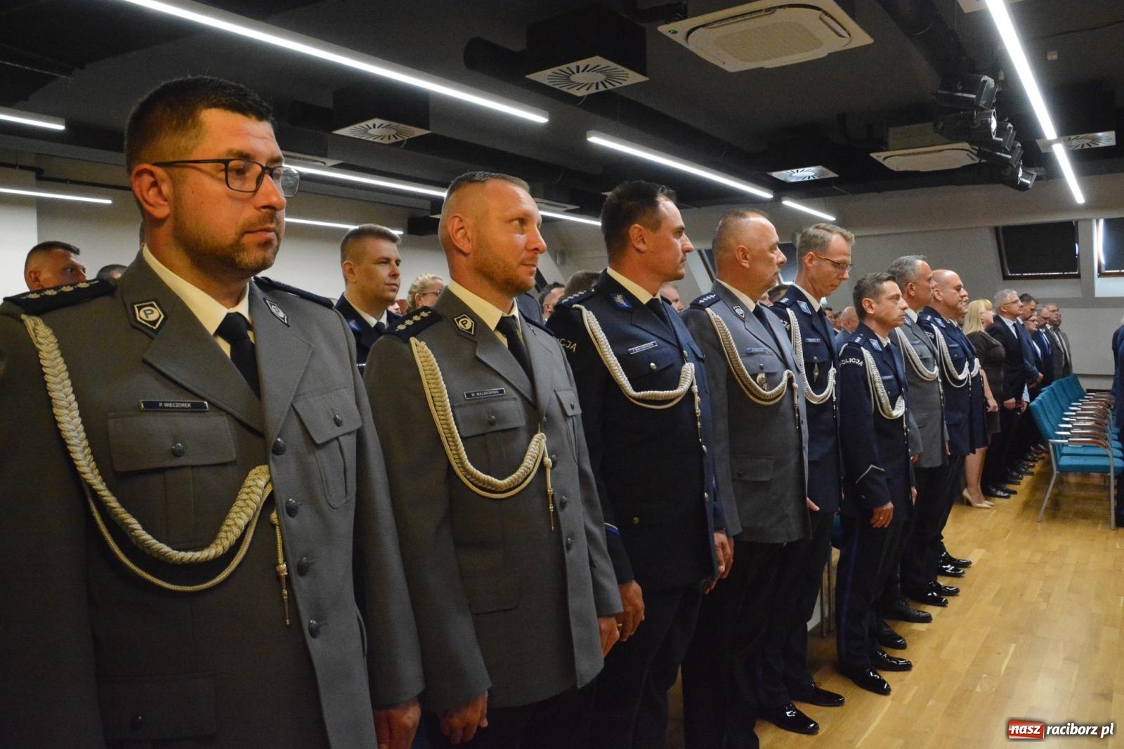Zdjęcie w galerii na portalu naszraciborz.pl: Raciborska Policja świętowała na Zamku Piastowskim [FOTO i WIDEO] wiadomości z regionu