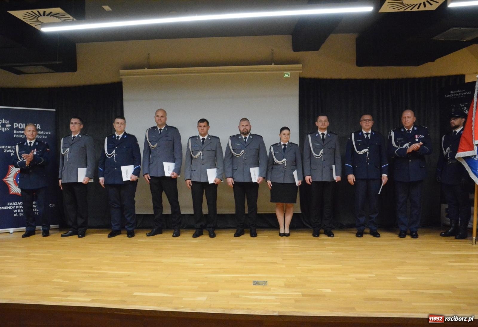 Zdjęcie w galerii na portalu naszraciborz.pl: Raciborska Policja świętowała na Zamku Piastowskim [FOTO i WIDEO] wiadomości z regionu