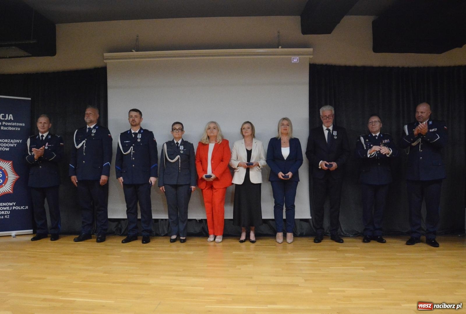 Zdjęcie w galerii na portalu naszraciborz.pl: Raciborska Policja świętowała na Zamku Piastowskim [FOTO i WIDEO] wiadomości z regionu