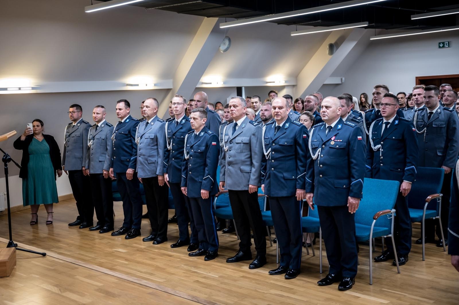 Zdjęcie w galerii na portalu naszraciborz.pl: Raciborska Policja świętowała na Zamku Piastowskim [FOTO i WIDEO] wiadomości z regionu