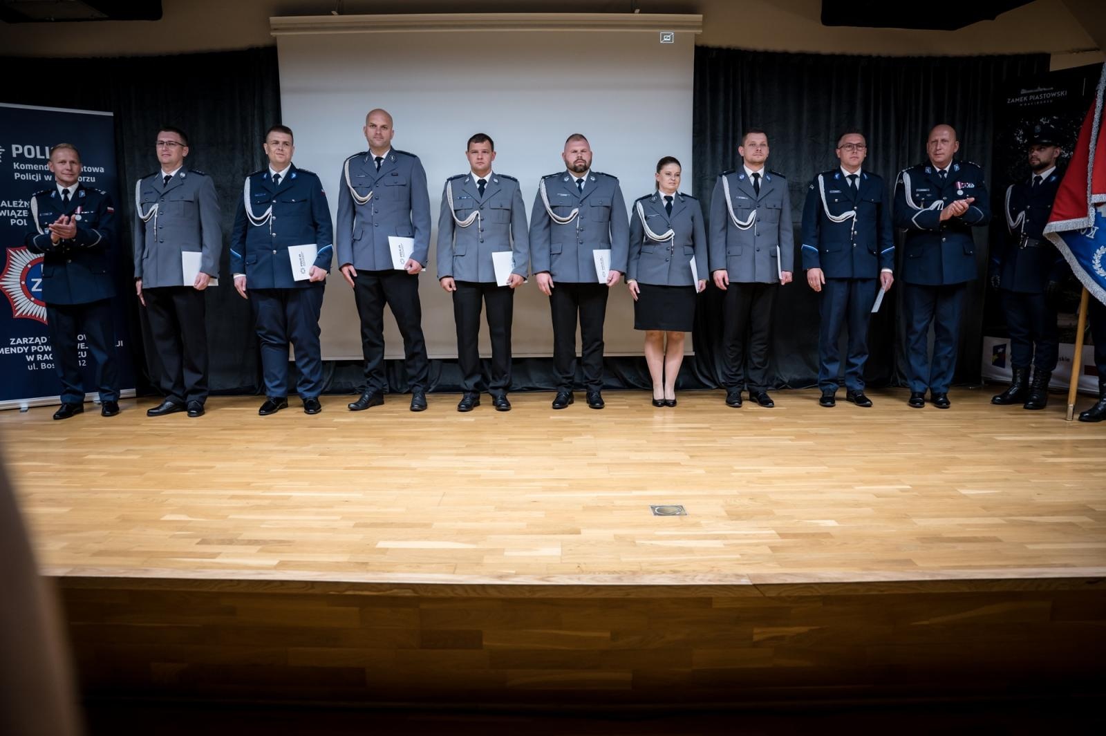 Zdjęcie w galerii na portalu naszraciborz.pl: Raciborska Policja świętowała na Zamku Piastowskim [FOTO i WIDEO] wiadomości z regionu