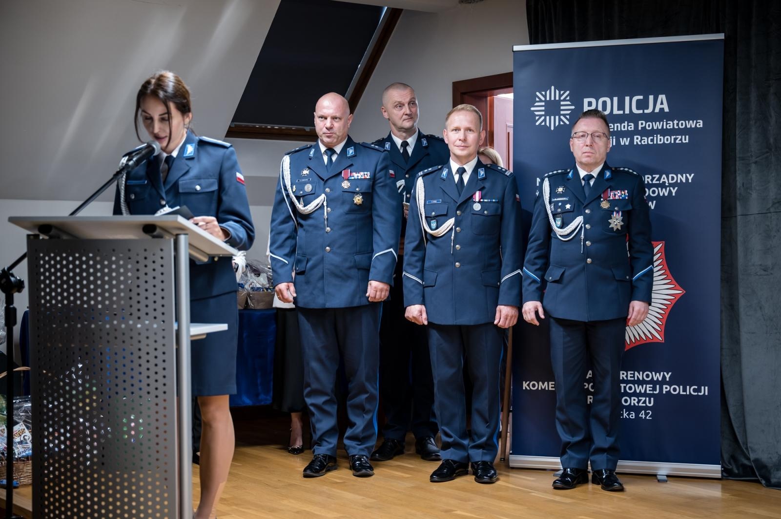 Zdjęcie w galerii na portalu naszraciborz.pl: Raciborska Policja świętowała na Zamku Piastowskim [FOTO i WIDEO] wiadomości z regionu