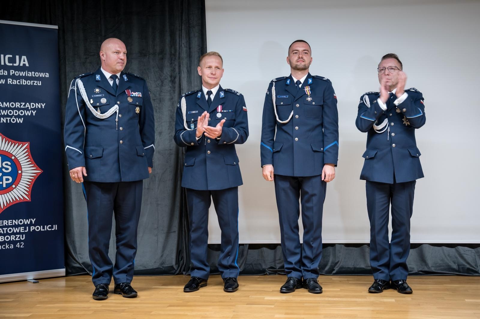 Zdjęcie w galerii na portalu naszraciborz.pl: Raciborska Policja świętowała na Zamku Piastowskim [FOTO i WIDEO] wiadomości z regionu