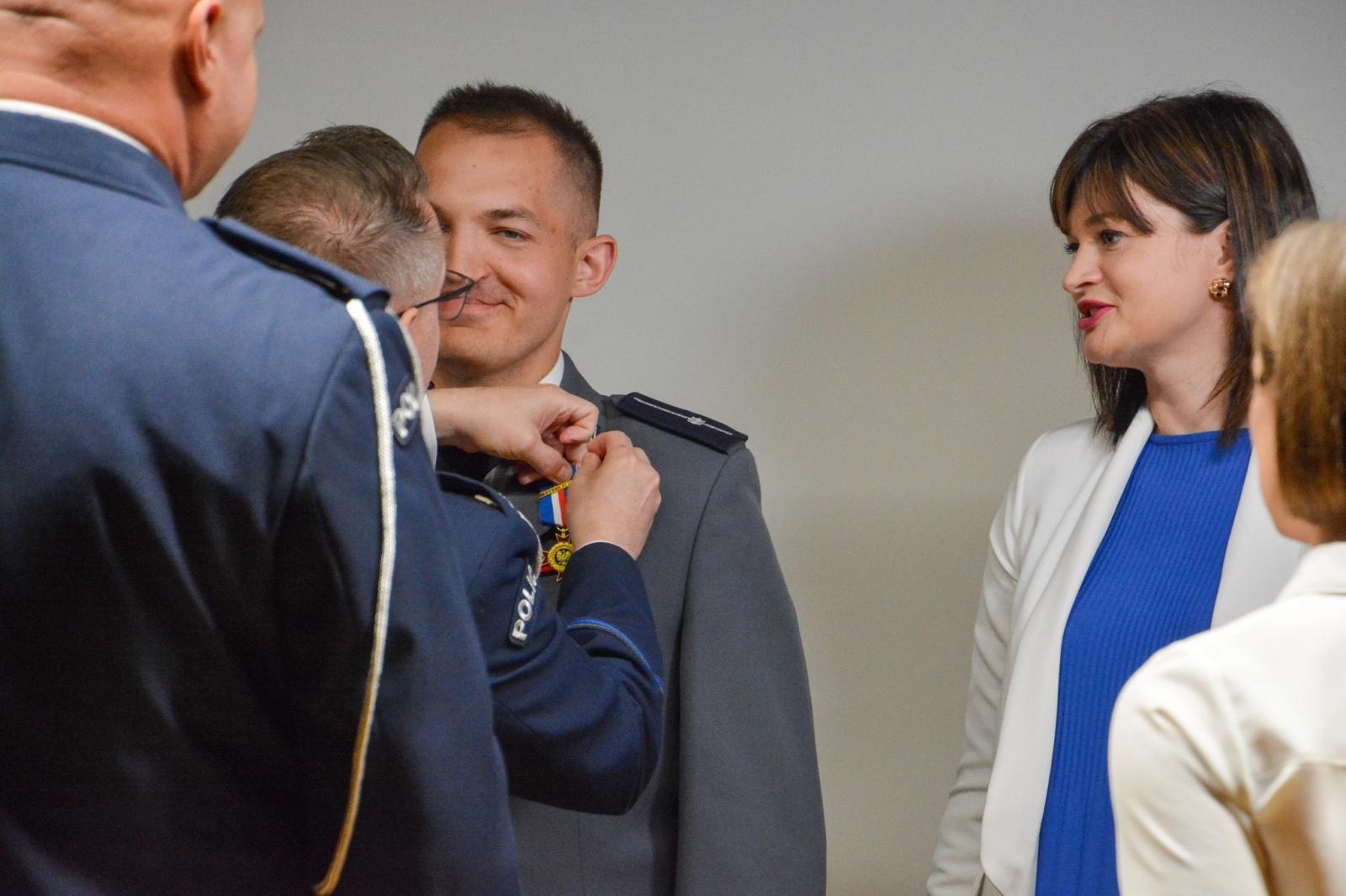 Zdjęcie w galerii na portalu naszraciborz.pl: Raciborska Policja świętowała na Zamku Piastowskim [FOTO i WIDEO] wiadomości z regionu