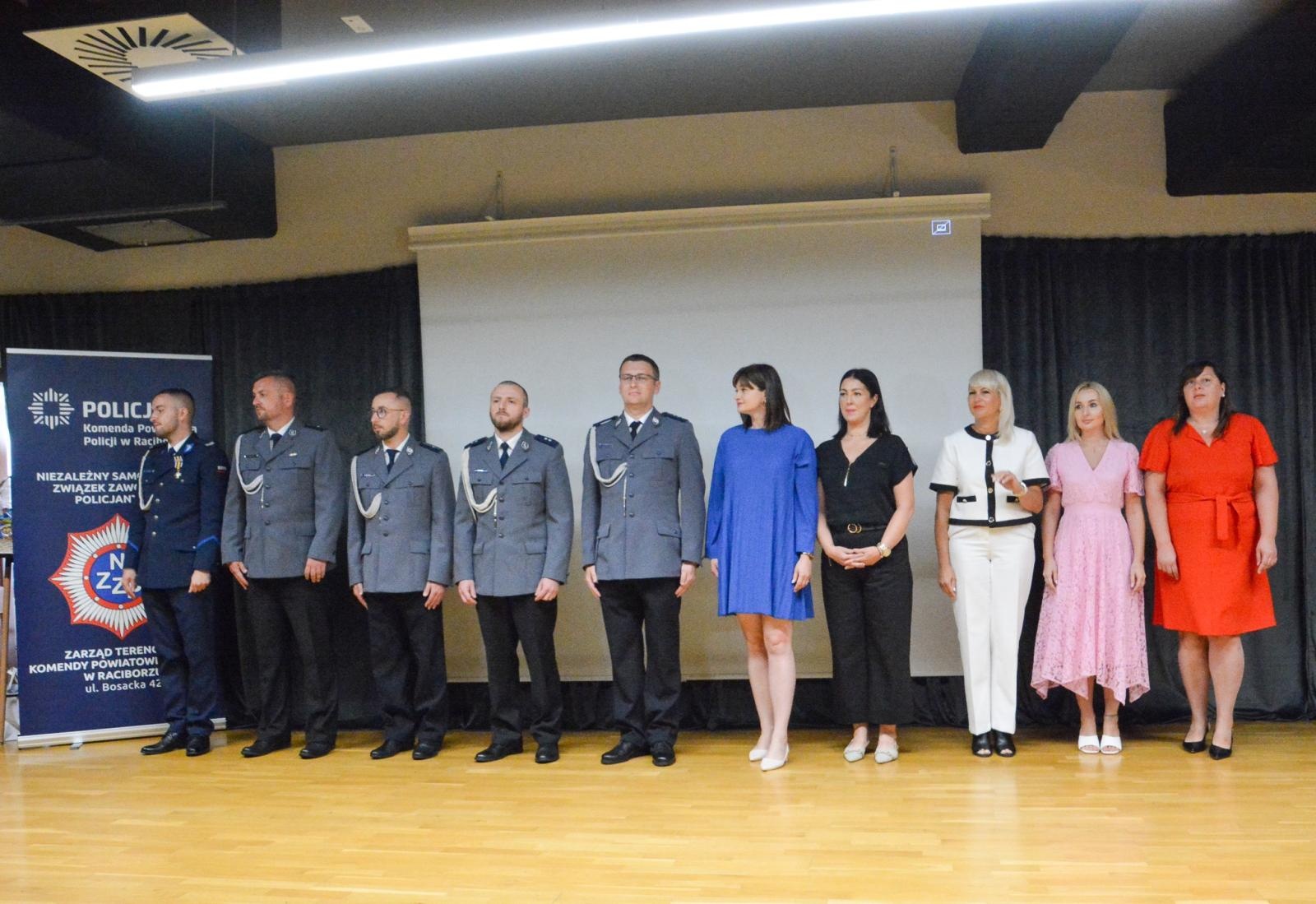 Zdjęcie w galerii na portalu naszraciborz.pl: Raciborska Policja świętowała na Zamku Piastowskim [FOTO i WIDEO] wiadomości z regionu