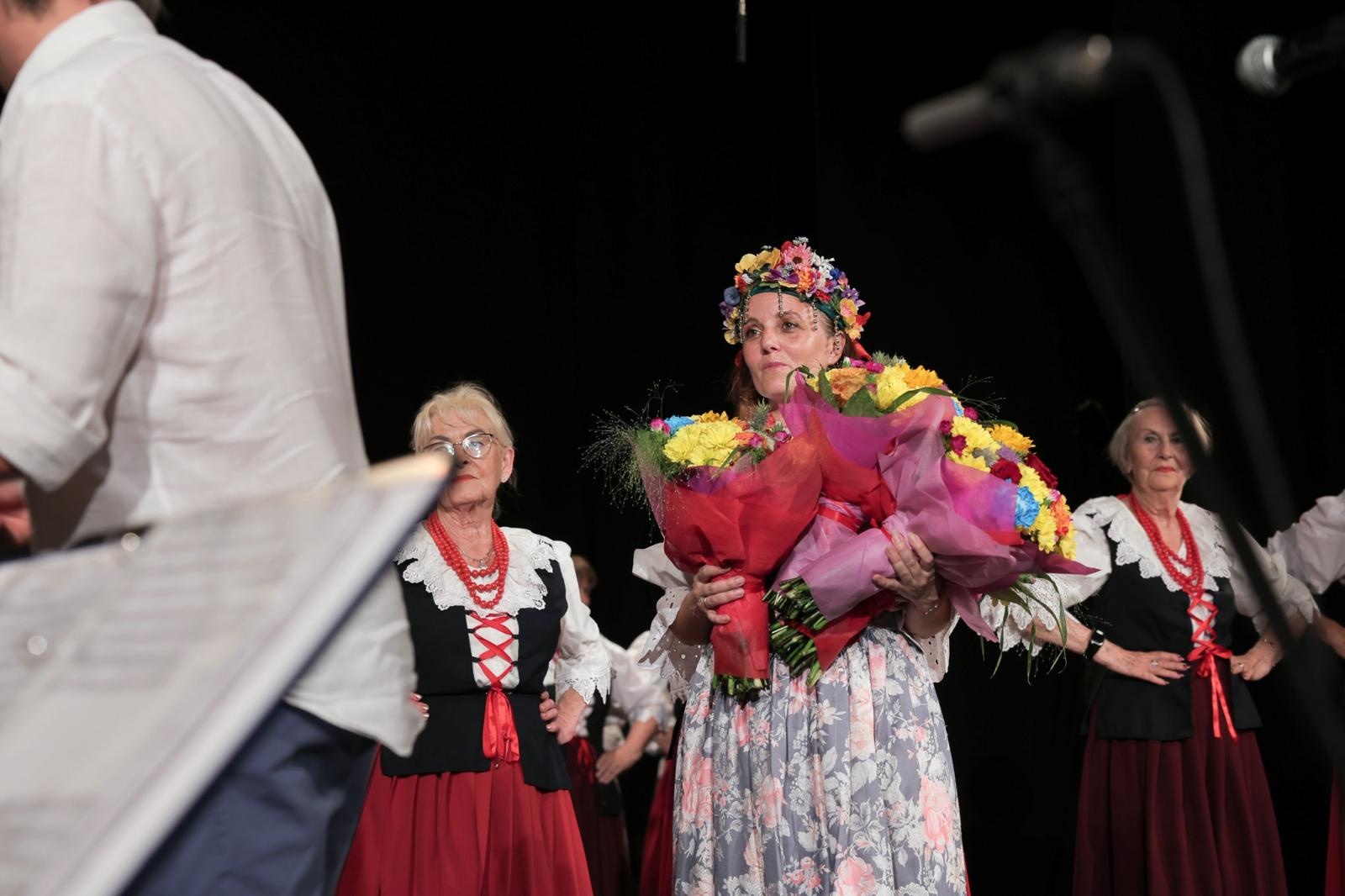 Zdjęcie w galerii na portalu naszraciborz.pl: Strzecha Seniorzy - najmłodsi duchem tancerze Zespołu Pieśni i Tańca Strzecha świętowali 20 urodziny wiadomości z regionu